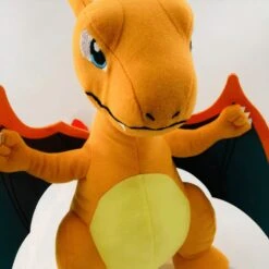 Peluche Dracaufeu Assis -Magasin De Jouets En Peluche Figurines Pokemon Charizard en peluche 30cm jouets Kawaii debout edition evolution dessin anime cadeau pour enfants Pelu 4