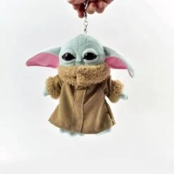 Peluche Porte Clé Baby Yoda -Magasin De Jouets En Peluche IMF Peluche porte cle Baby Yoda Peluche Baby Yoda