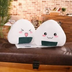 Peluche Oreiller Boule De Riz Pour Sushi -Magasin De Jouets En Peluche IMG 01 25 peluche oreiller boule de riz sushi 3