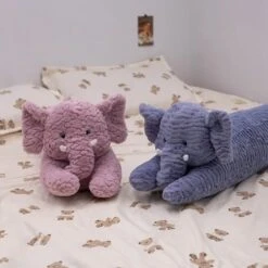 Peluche Oreiller éléphant Toute Douce -Magasin De Jouets En Peluche IMG 01 25 peluche oreiller elephant toute douce 6