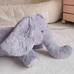Peluche Coussin éléphant Géant -Magasin De Jouets En Peluche IMG peluche coussin elephant geant