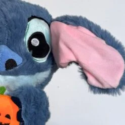 Peluche Stitch Avec Une Citrouille Qui Respire -Magasin De Jouets En Peluche IMG peluche stitch citrouille 1