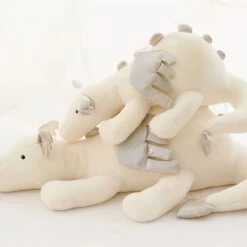 Magasin De Jouets En Peluche -Magasin De Jouets En Peluche Peluche dragon volant blanc Peluche Dragon Peluche Fantastique 87aa0330980ddad2f9e66f 120cm30cm60cm90cm 1