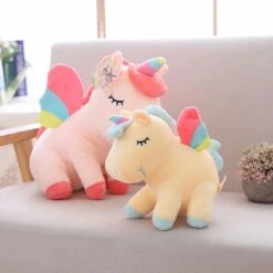 Peluche Licorne Jaune Arc-en-ciel -Magasin De Jouets En Peluche Peluche licorne blanche arc en ciel Peluche Licorne Peluche Fantastique 87aa0330980ddad2f9e66f 25cm40cm55cm 3 1